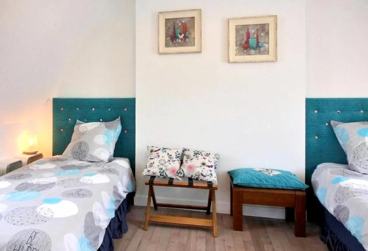 Holiday home Maison De 2 Chambres Avec Jardin Clos Et Wifi A Perros Guirec
